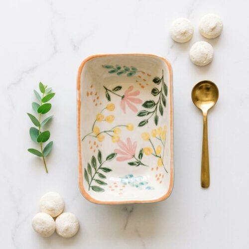 Fuente rectangular Fuente rectangular de cerámica