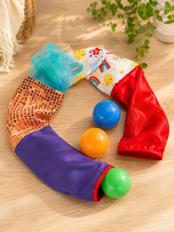 Túnel Sensorial con Pelotas